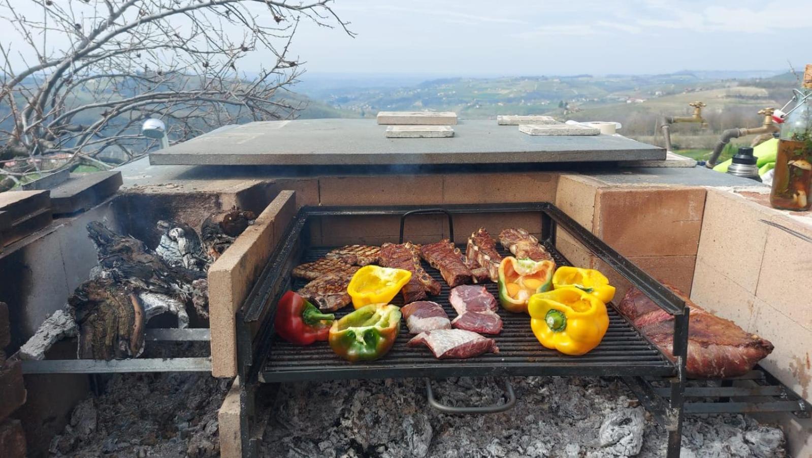 Cascina Nomade - Wine & Scenic Retreat Apartment Доляни Екстериор снимка